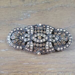 Elegant brown and Gold  Brooch with chrystals.